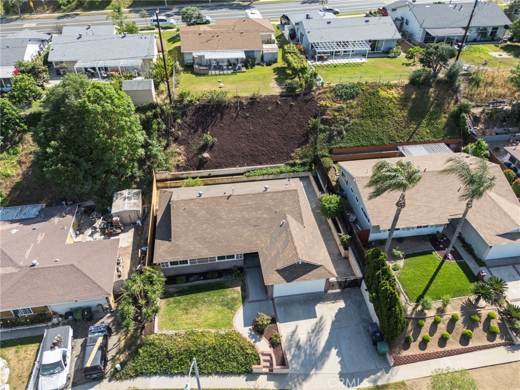 1736 Outpost Dr
