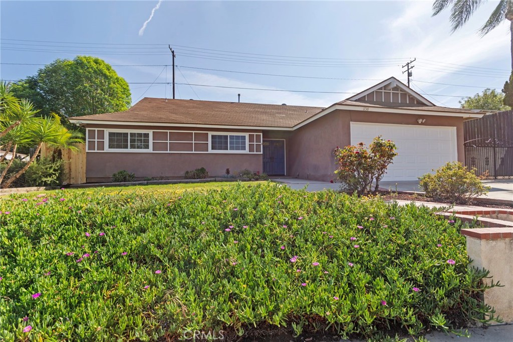 1736 Outpost Dr