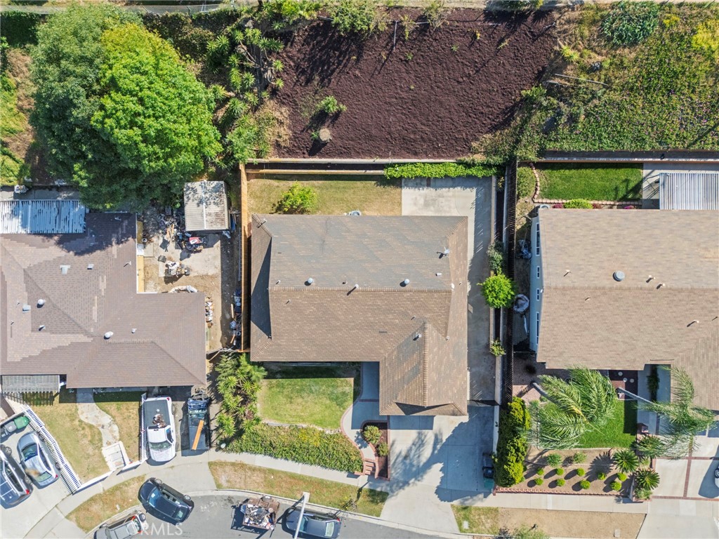 1736 Outpost Dr