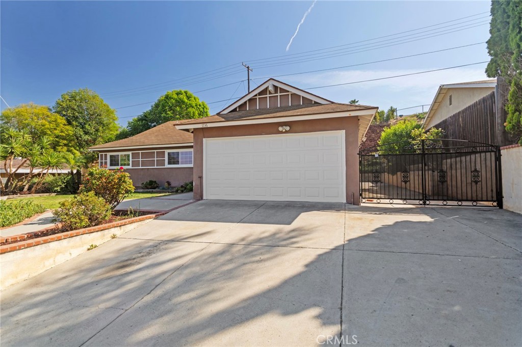 1736 Outpost Dr