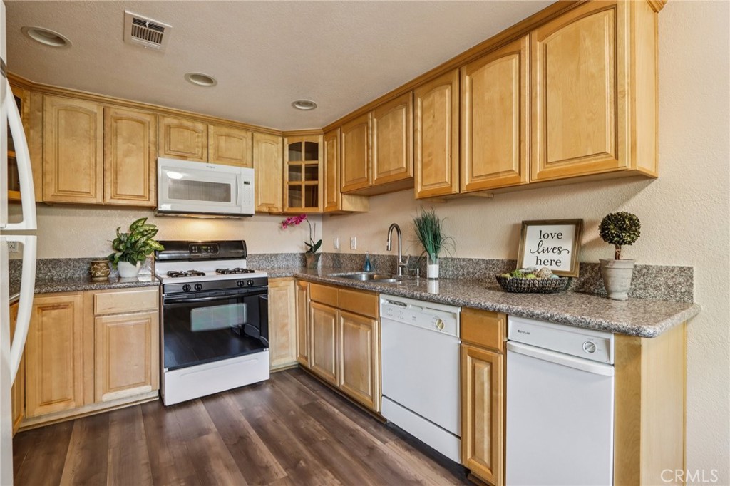 2561 Gonzaga Ln