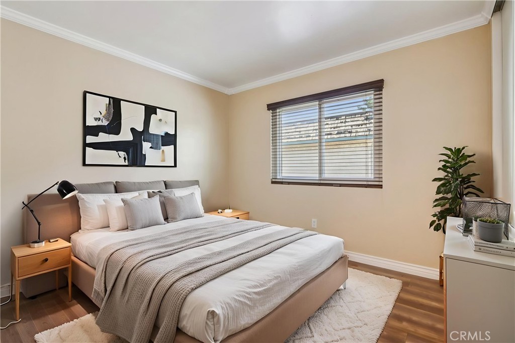 2561 Gonzaga Ln