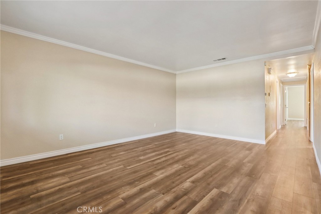 2561 Gonzaga Ln