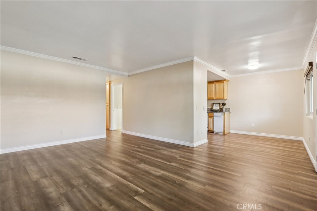 2561 Gonzaga Ln
