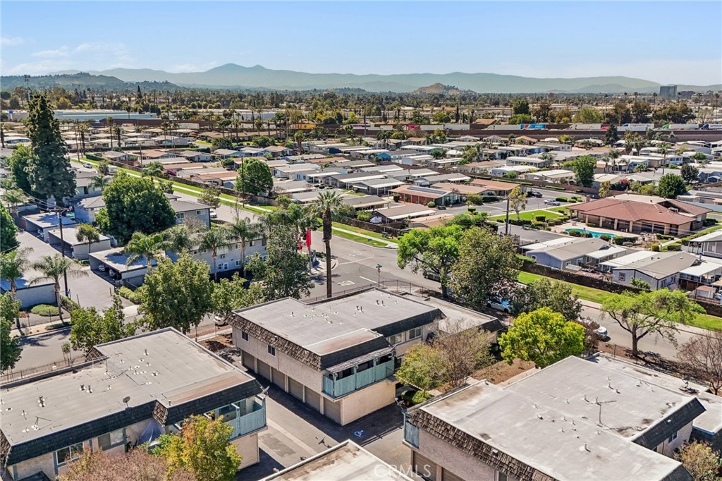 2561 Gonzaga Ln