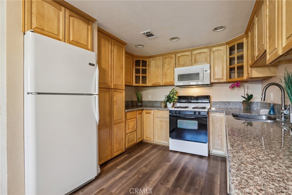 2561 Gonzaga Ln