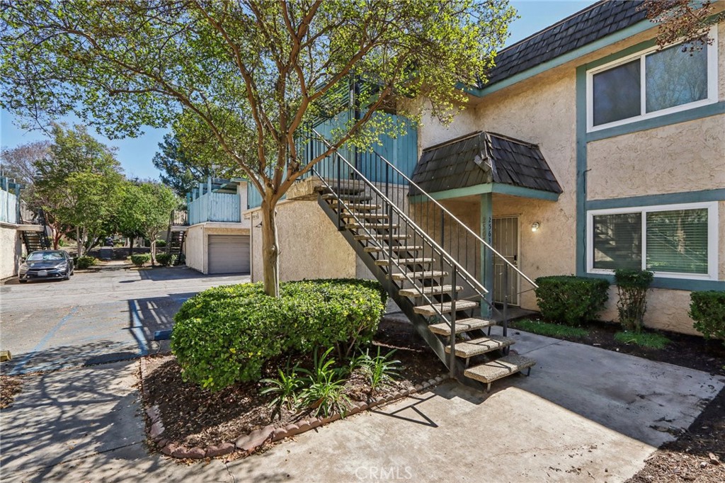2561 Gonzaga Ln