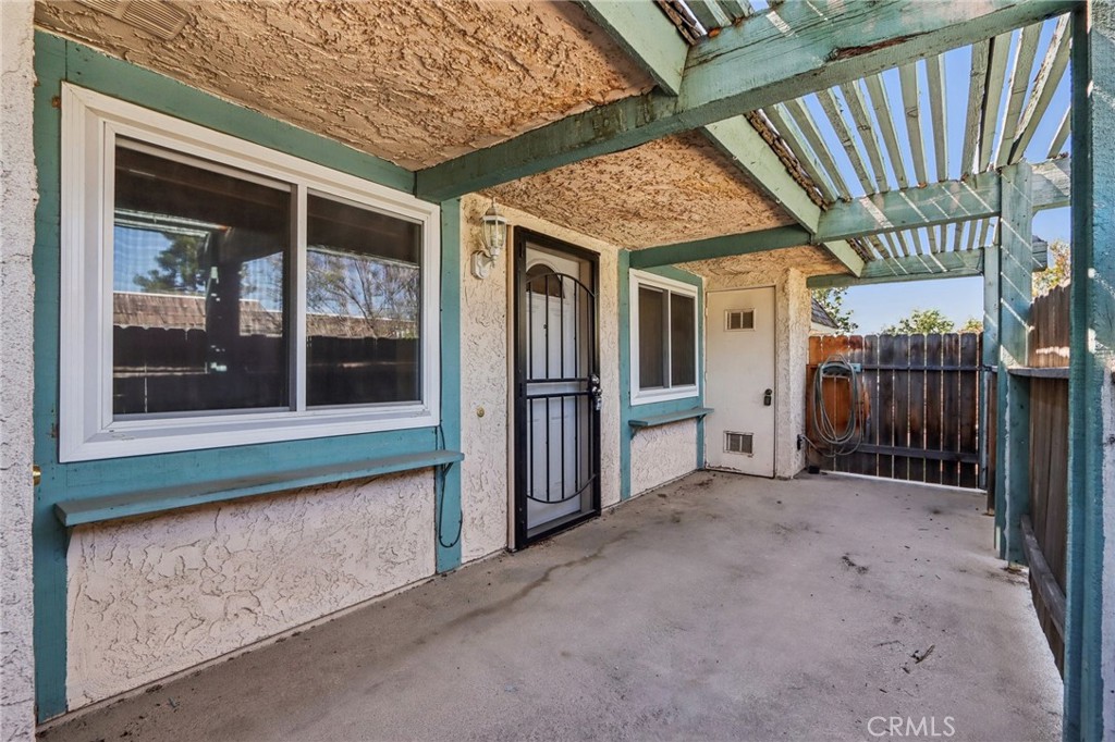 2561 Gonzaga Ln