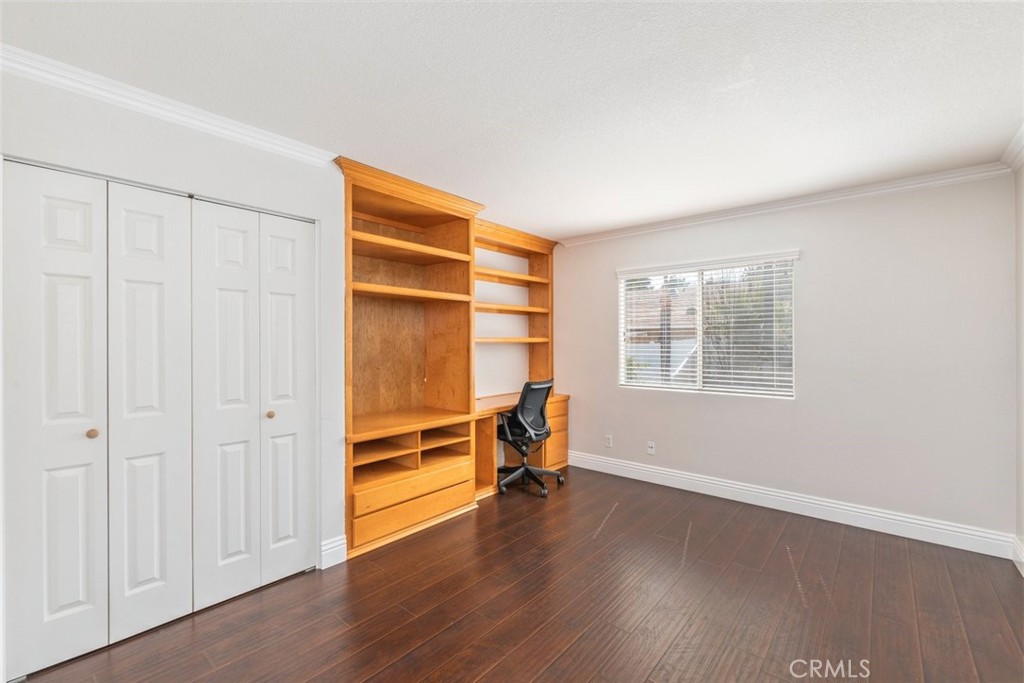 1284 Longport Way