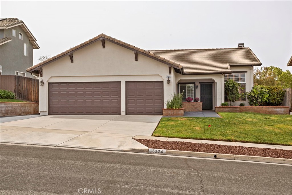 3324 Eagle Crest Dr