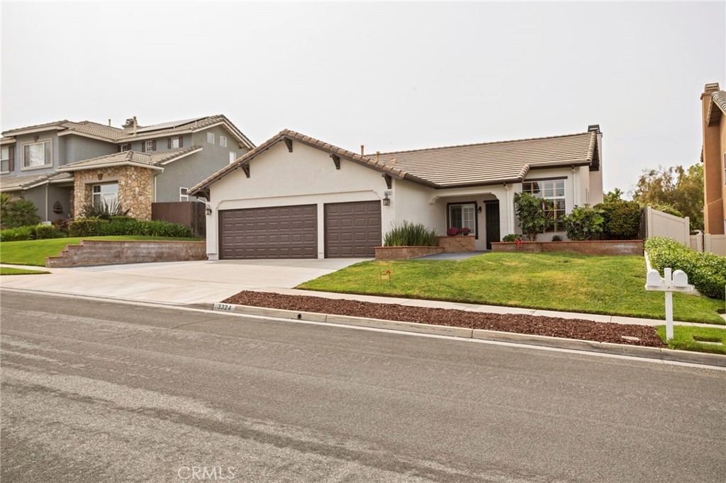 3324 Eagle Crest Dr