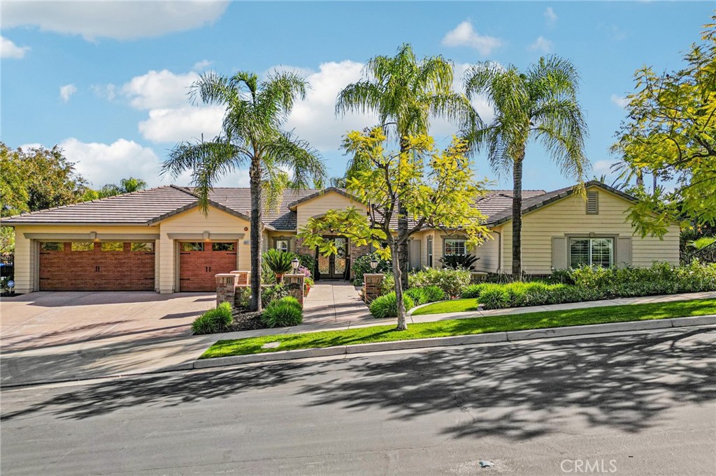 3931 Ashwood Circle