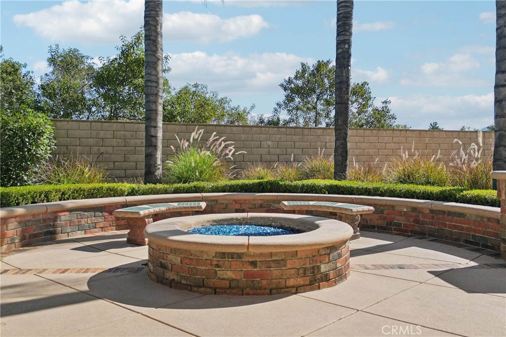 3931 Ashwood Circle