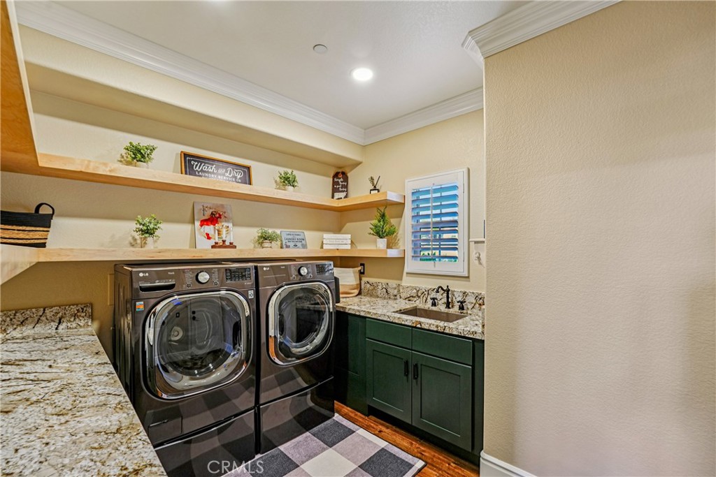 3931 Ashwood Circle