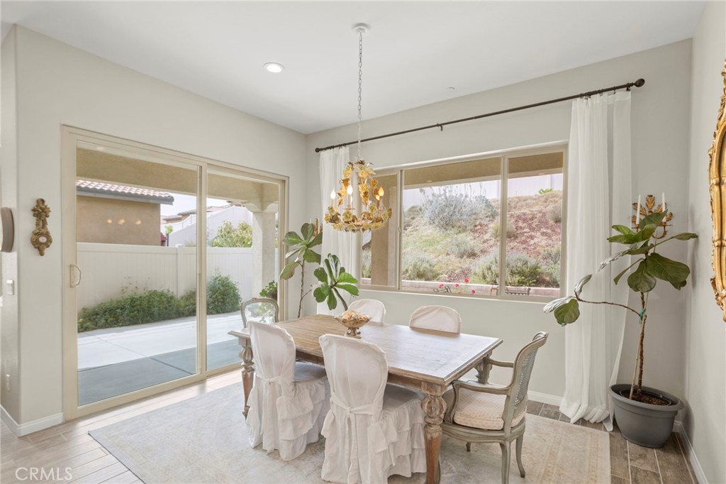11976 Discovery Ct Court