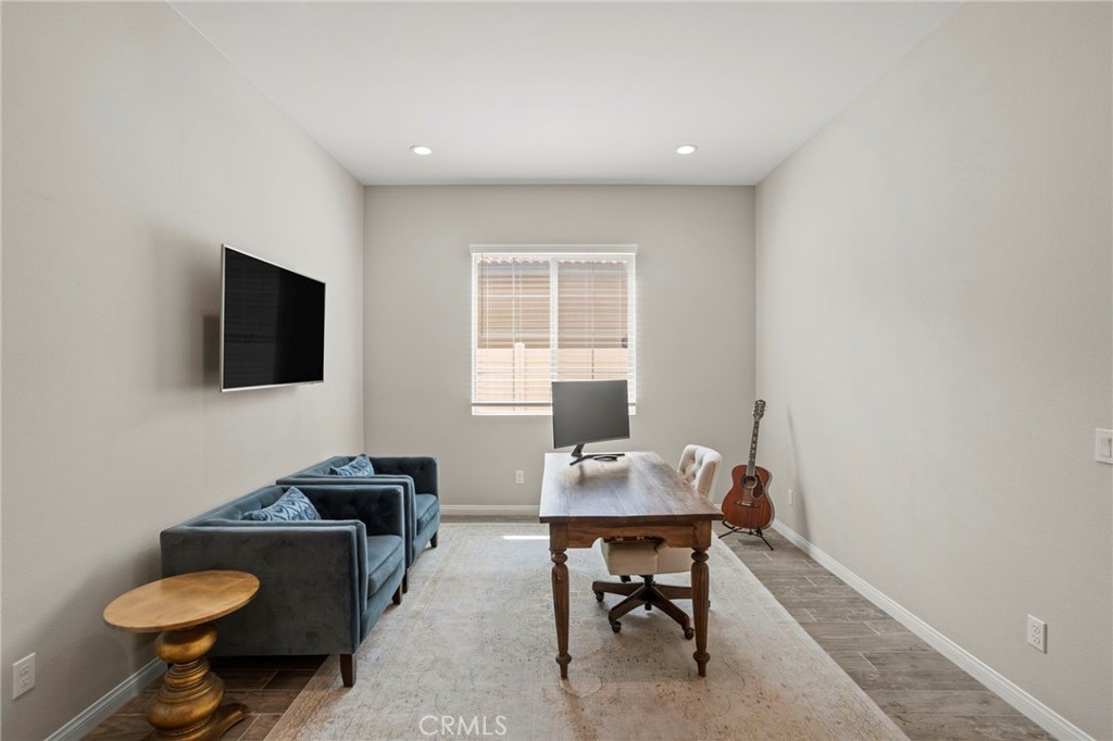 11976 Discovery Ct Court