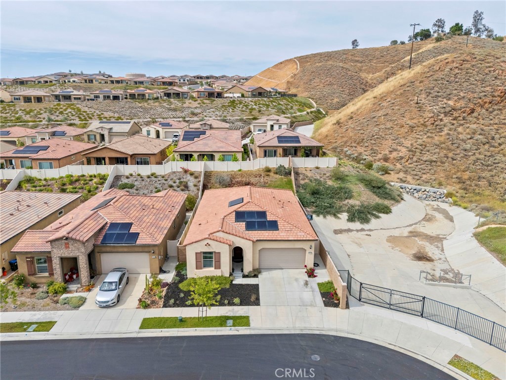 11976 Discovery Ct Court