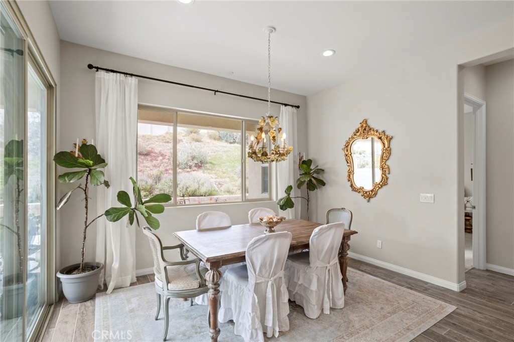 11976 Discovery Ct Court