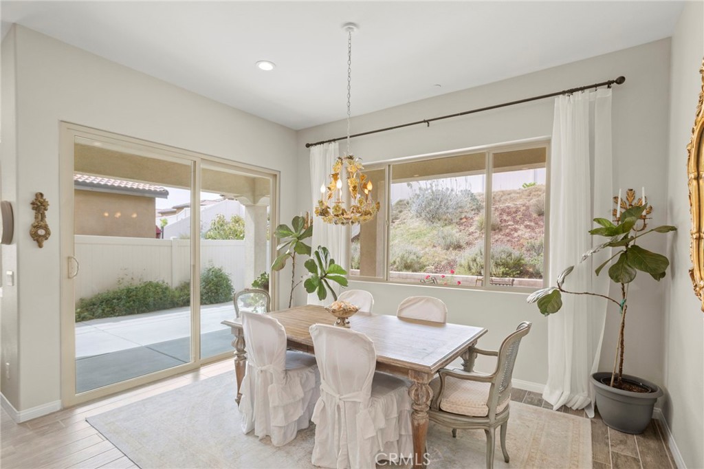 11976 Discovery Ct Court