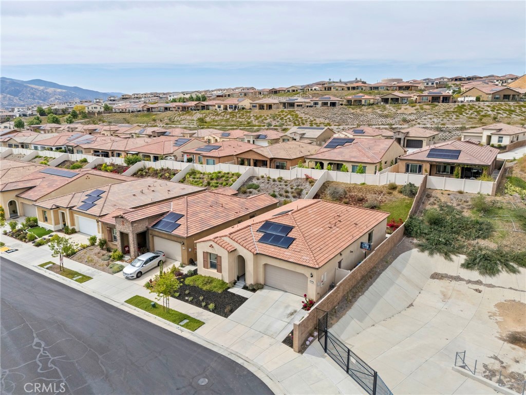 11976 Discovery Ct Court