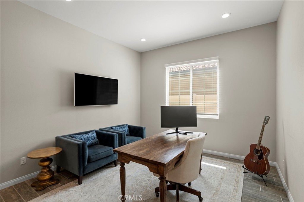 11976 Discovery Ct Court