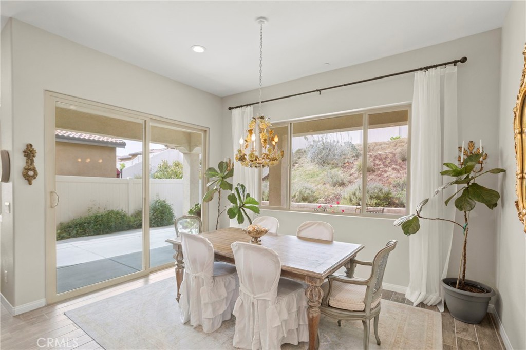 11976 Discovery Ct Court