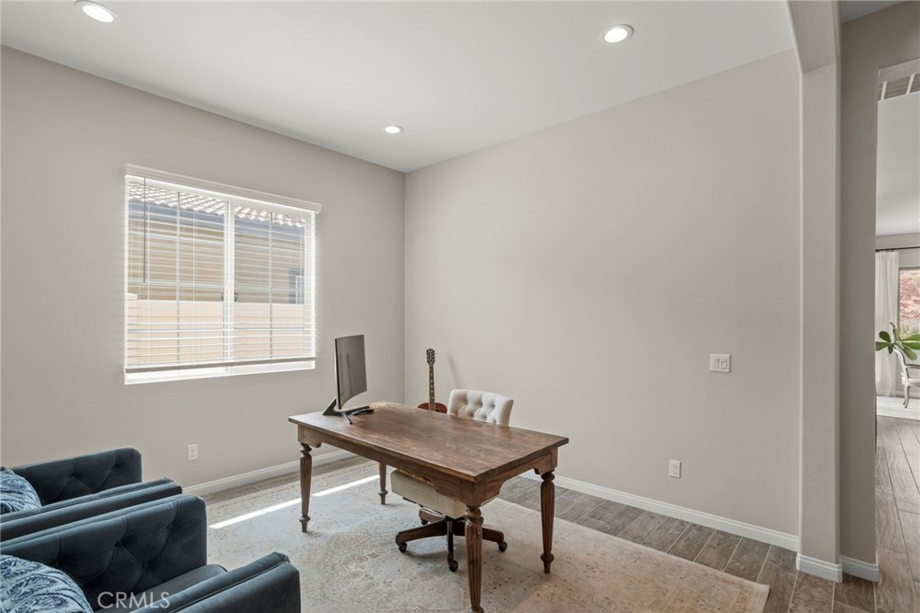 11976 Discovery Ct Court