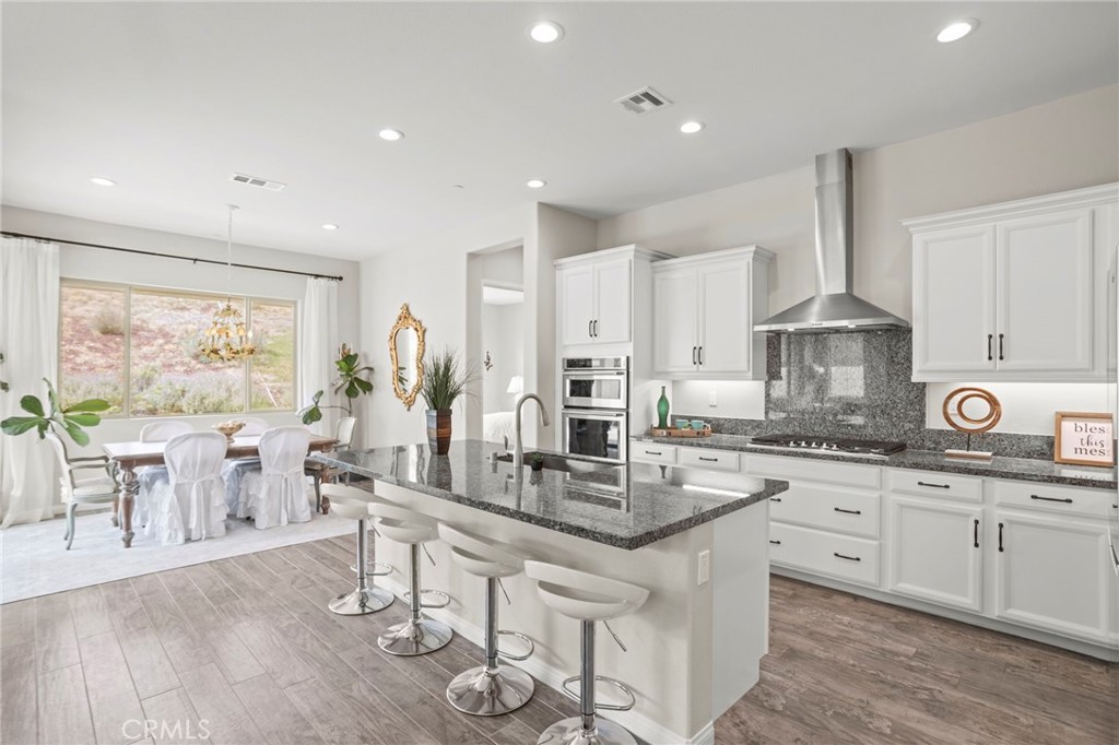 11976 Discovery Ct Court