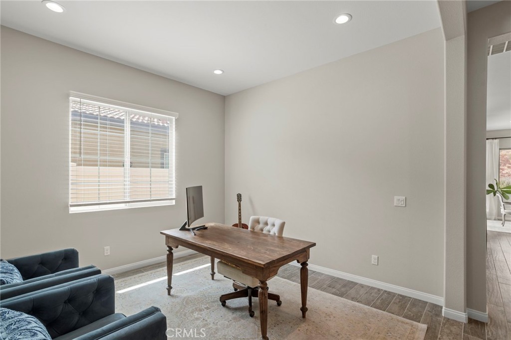 11976 Discovery Ct Court