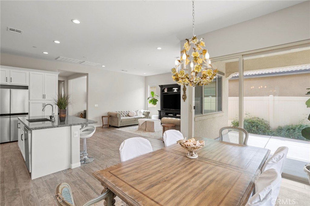 11976 Discovery Ct Court