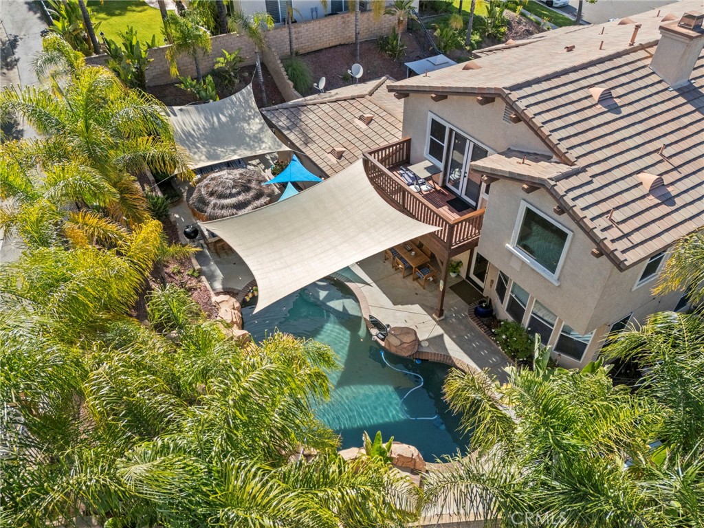 1744 Tamarron Dr
