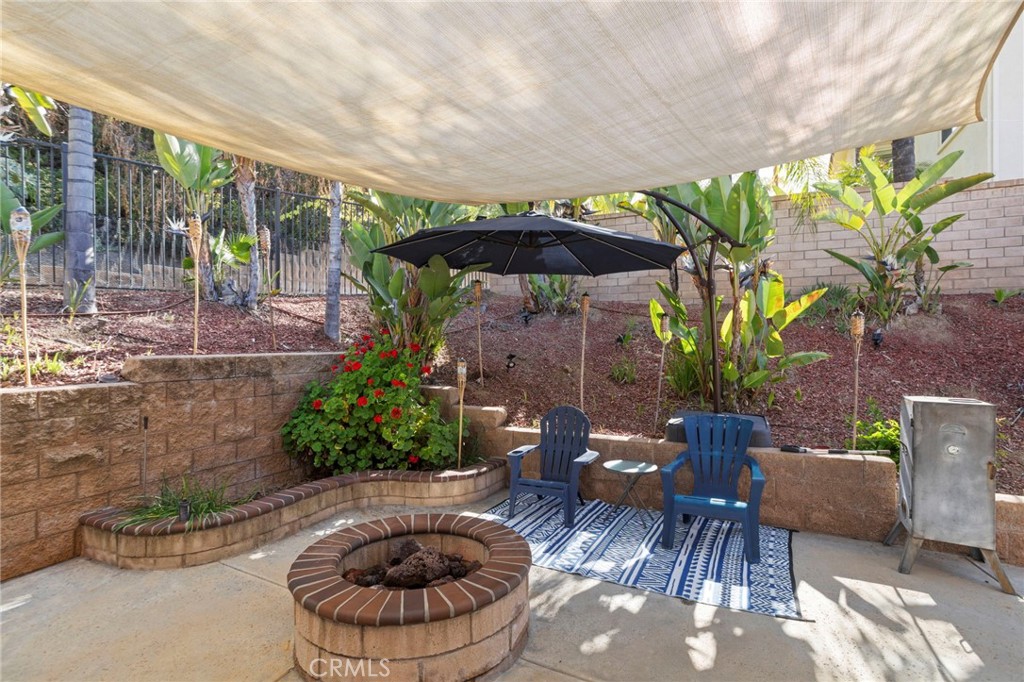 1744 Tamarron Dr