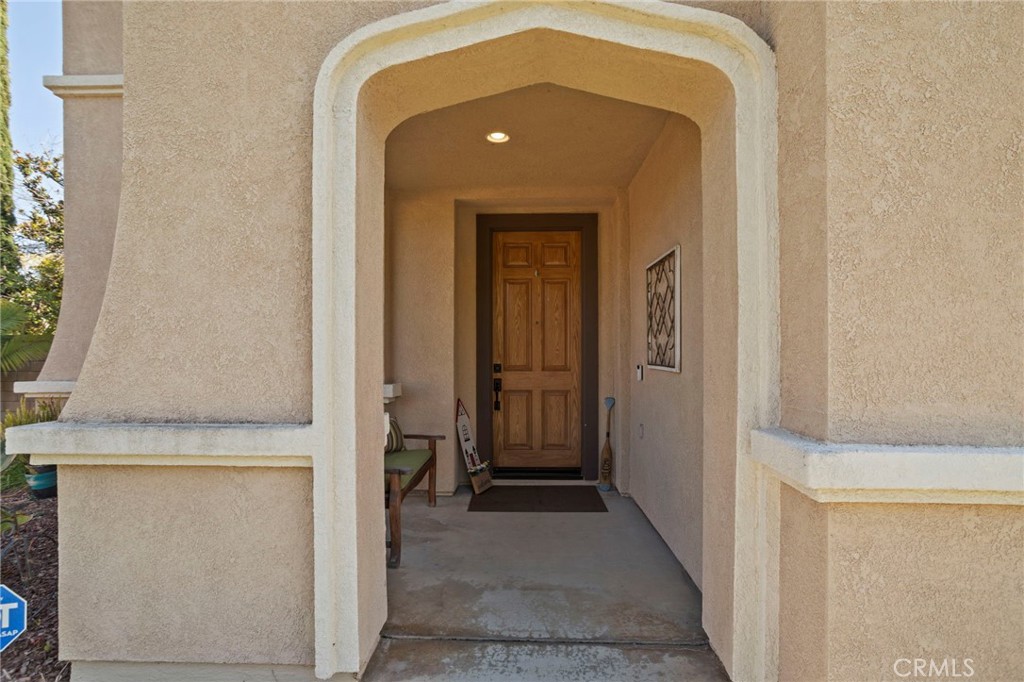 1744 Tamarron Dr