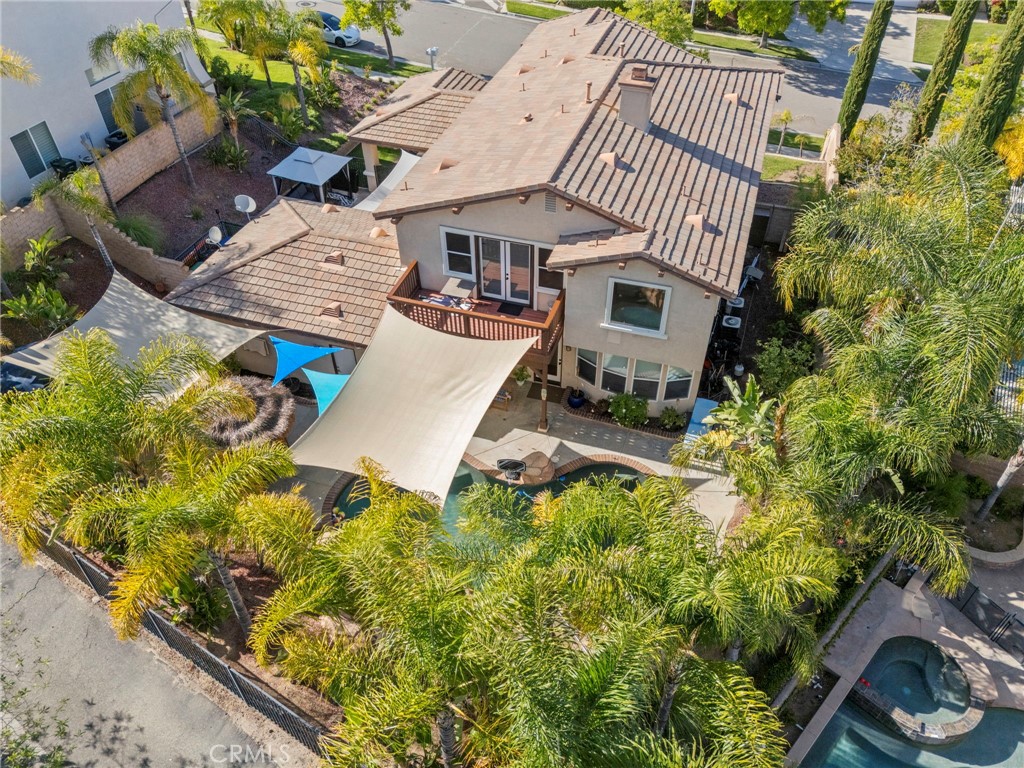 1744 Tamarron Dr