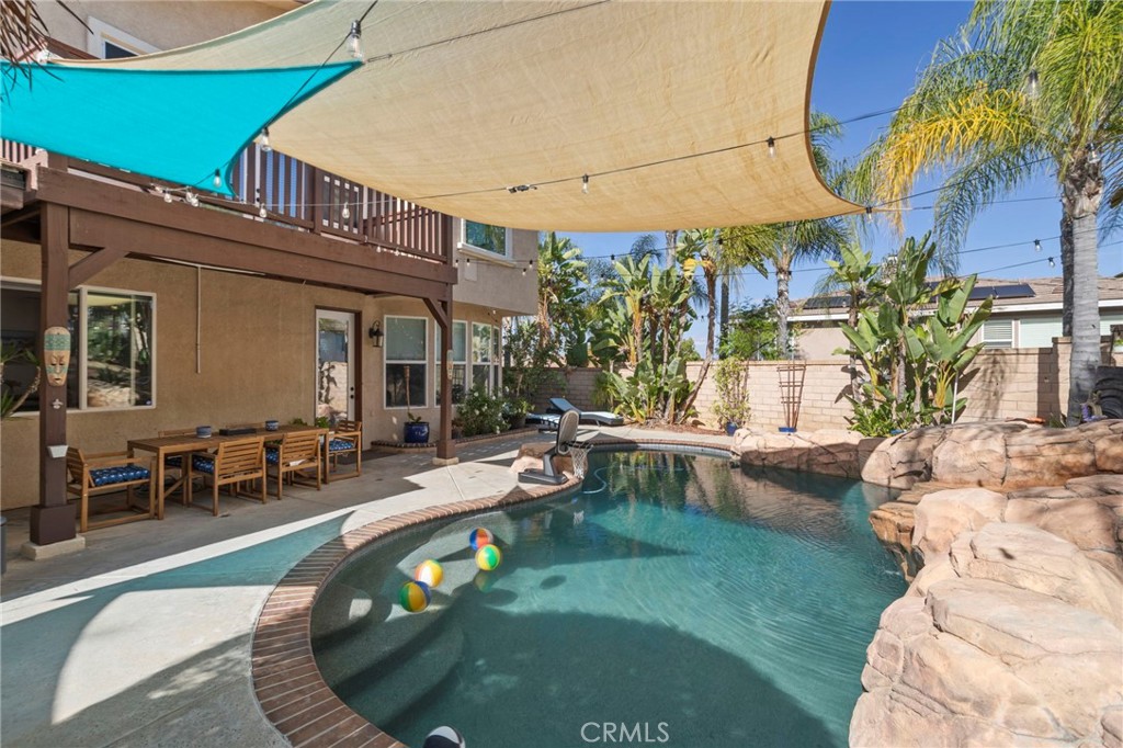 1744 Tamarron Dr