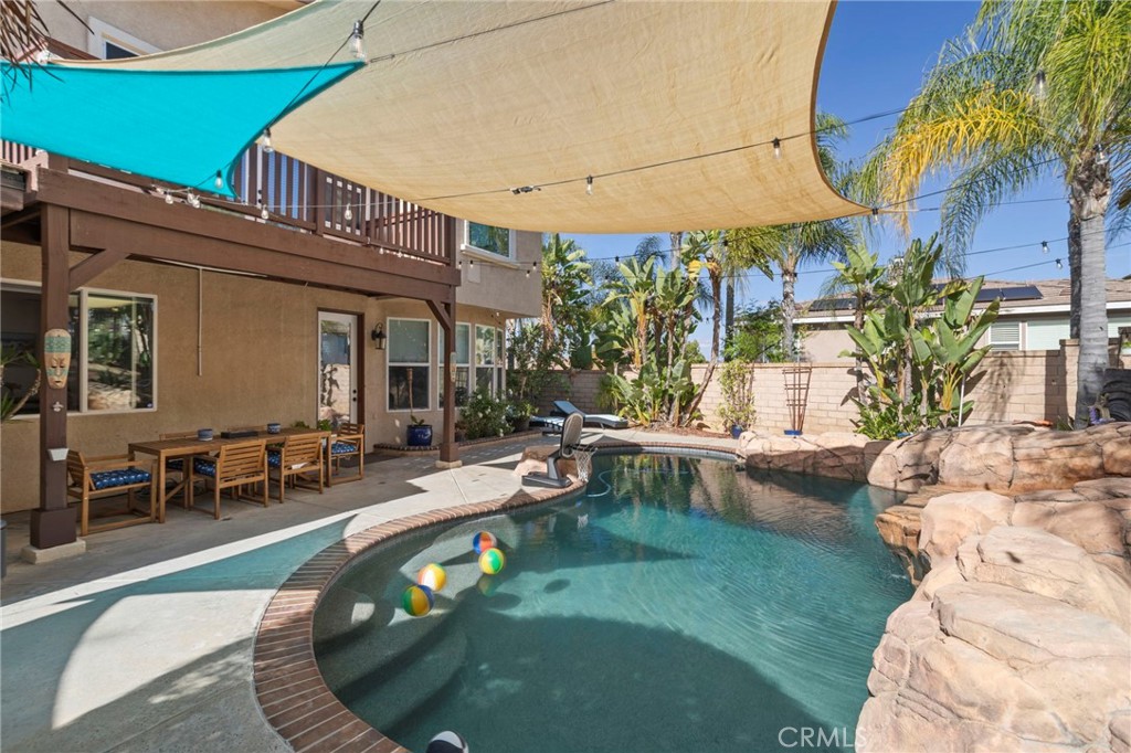 1744 Tamarron Dr