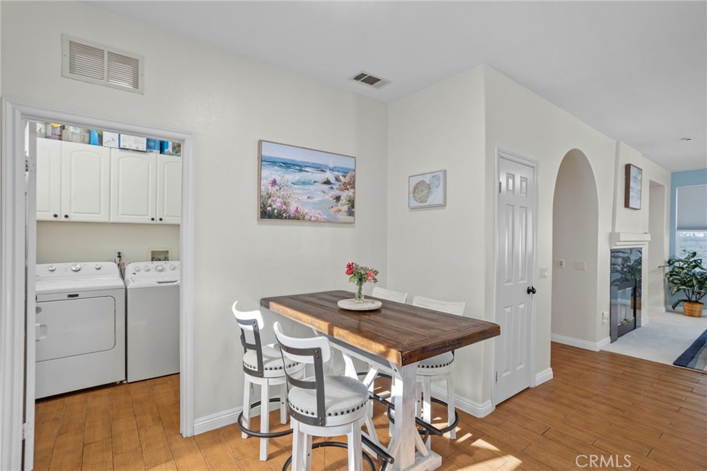 1744 Tamarron Dr