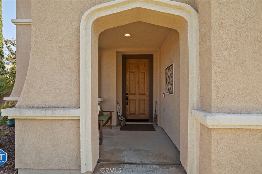 1744 Tamarron Dr