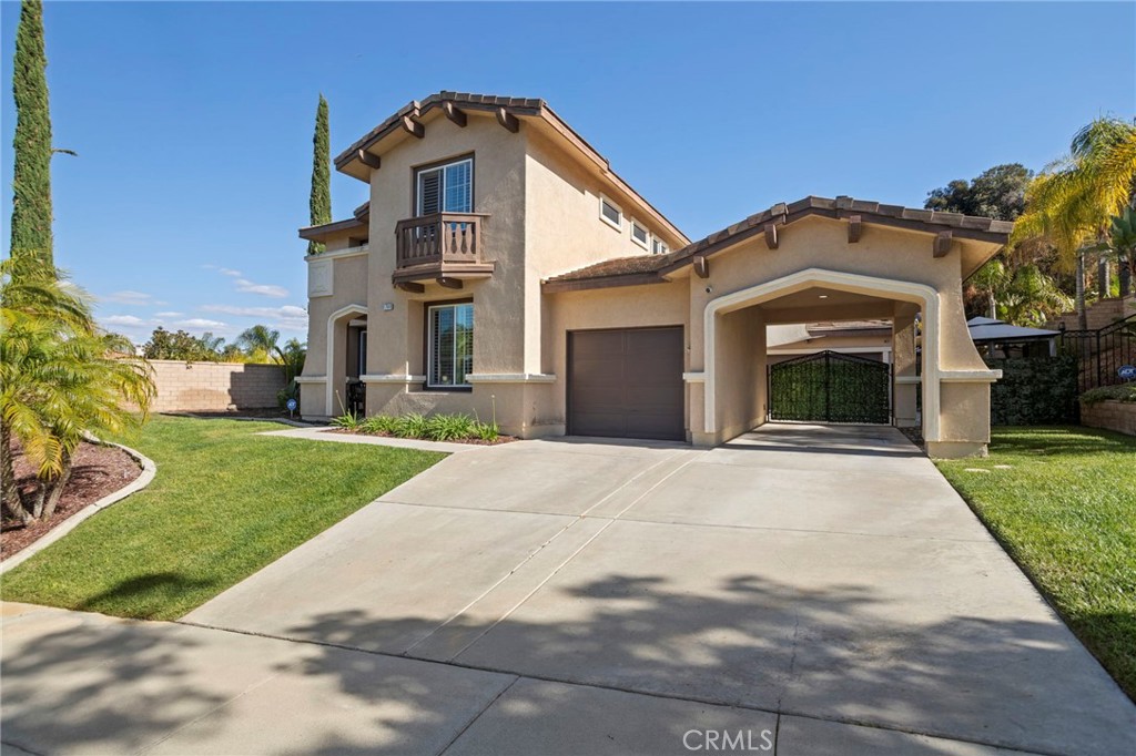 1744 Tamarron Dr