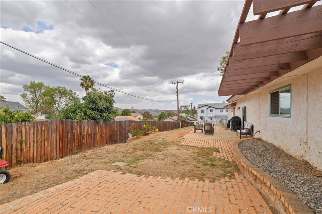 1763 Hayden Ave