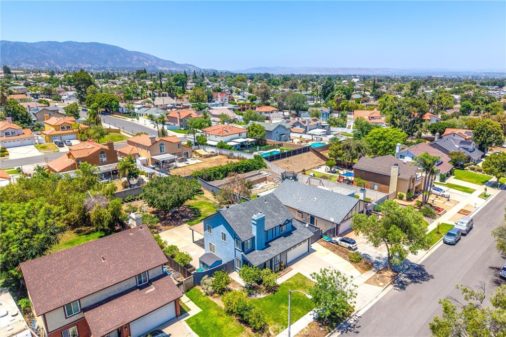 1926 S Starfire Ave
