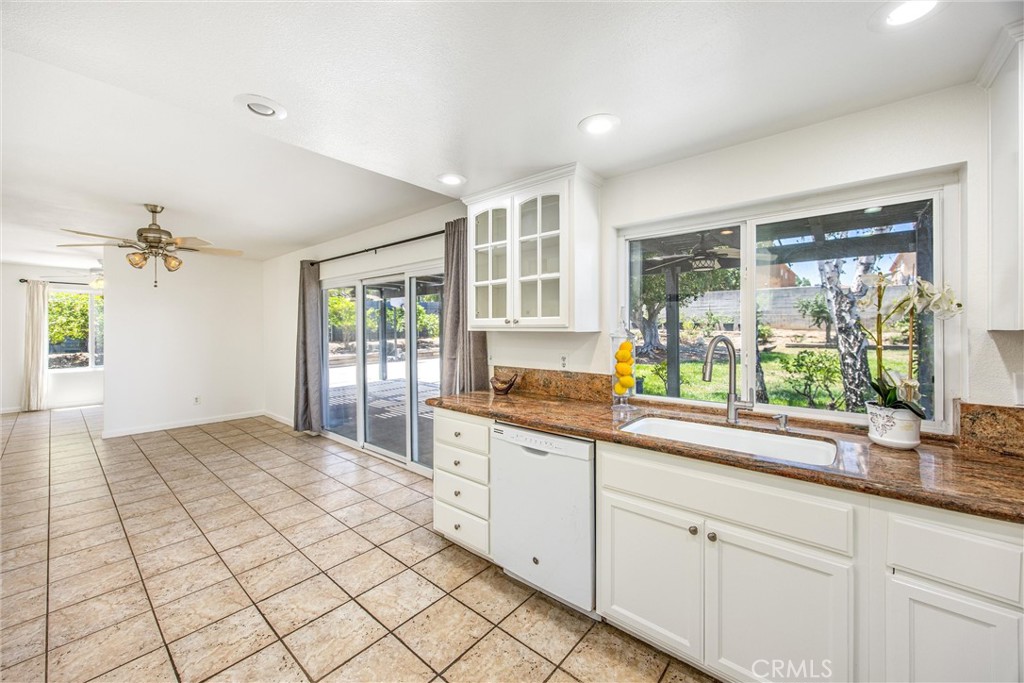 1926 S Starfire Ave