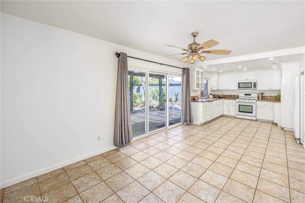 1926 S Starfire Ave