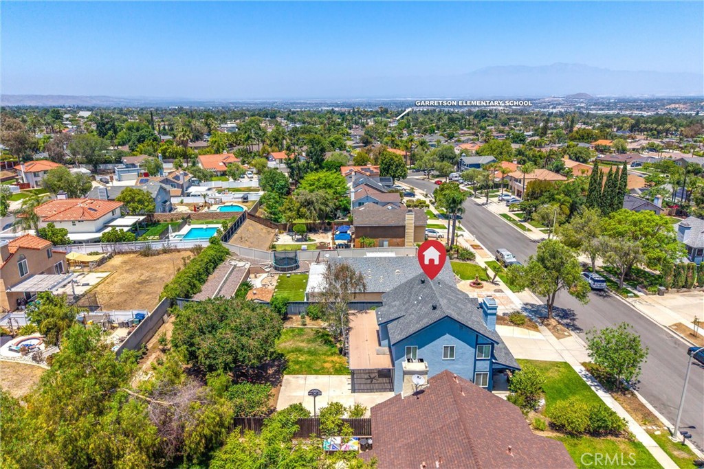 1926 S Starfire Ave