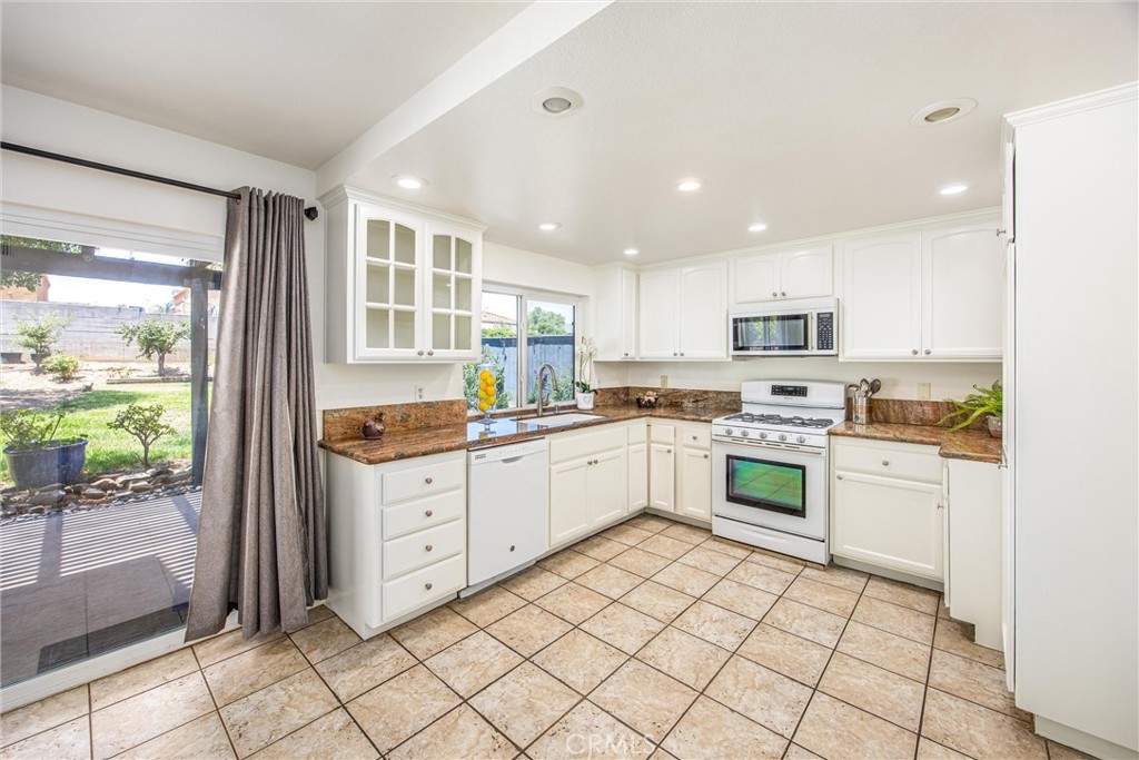 1926 S Starfire Ave
