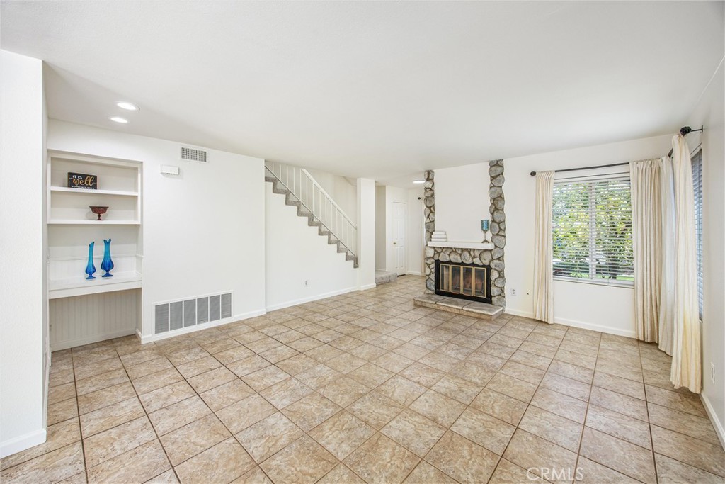 1926 S Starfire Ave