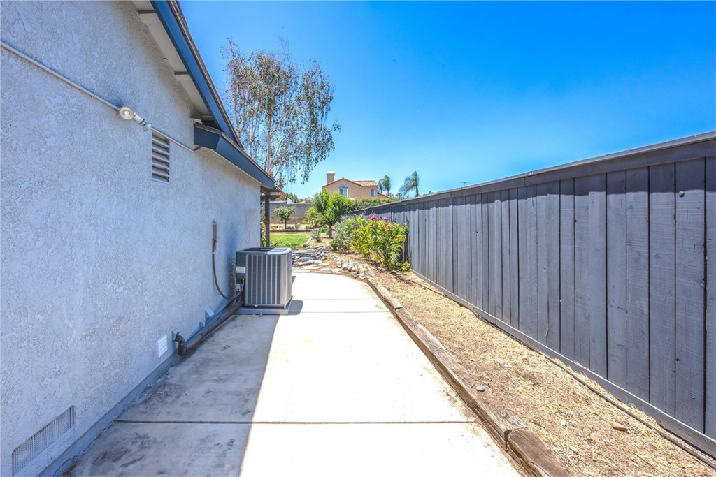 1926 S Starfire Ave