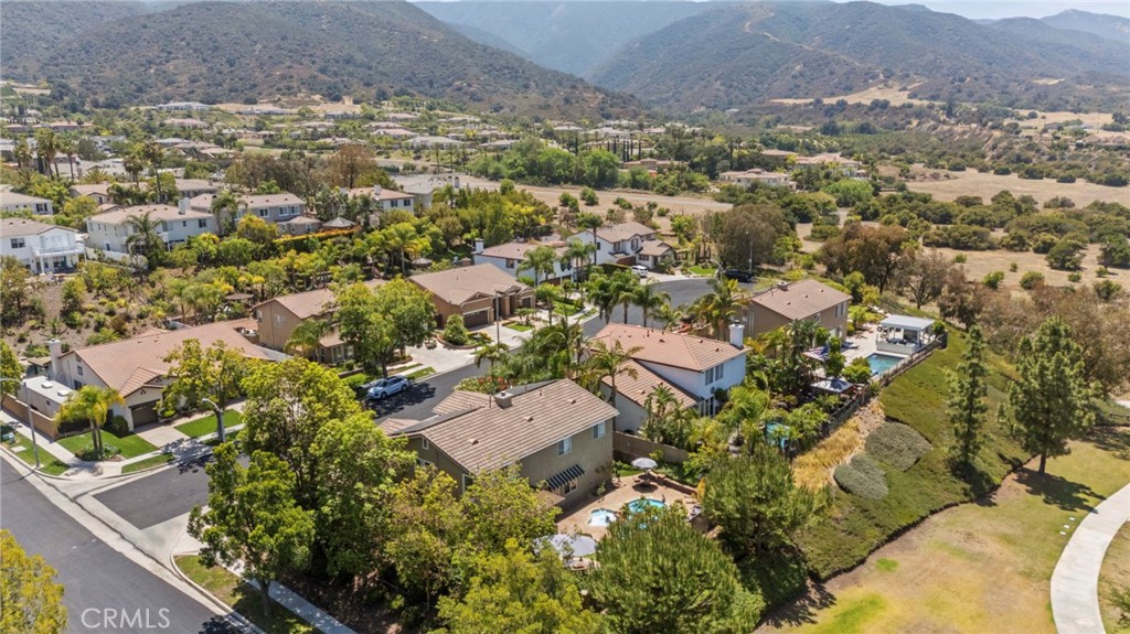 685 White Mountain Cir