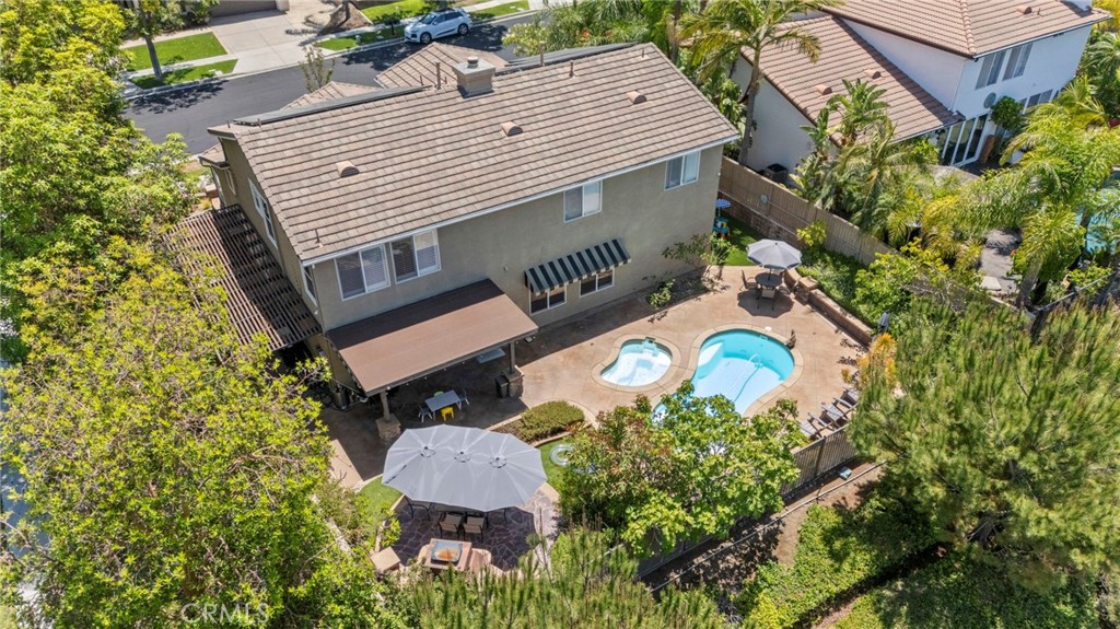685 White Mountain Cir