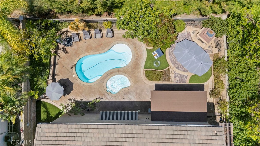 685 White Mountain Cir